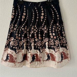 H&M Black and Cream Floral A-Line Skirt